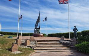 monument à la gloire du Cdt Kieffer