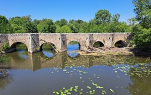 vieux pont sur le Thouet